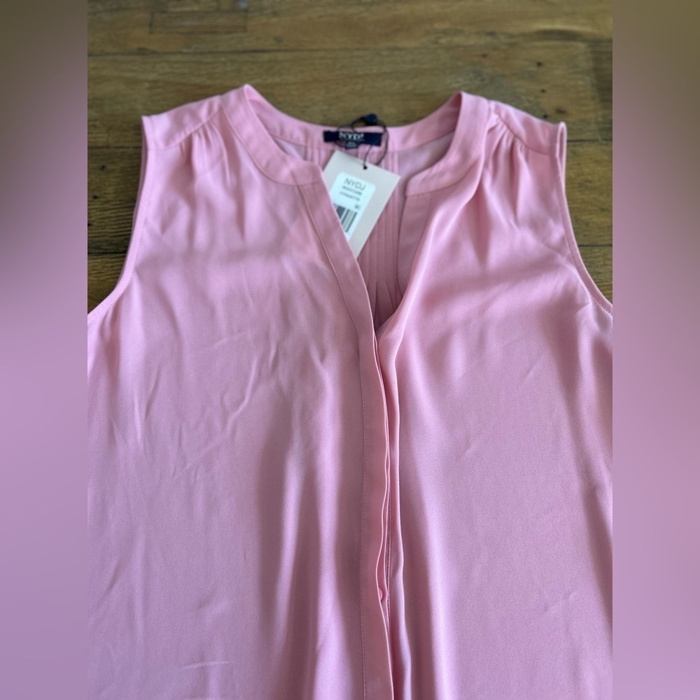NYDJ Pink sleeveless pleated lightweight relaxed button down top - Picture 11 of 13